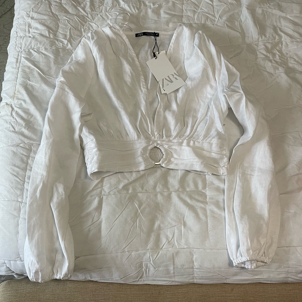 NWT zara long-sleeve crop top